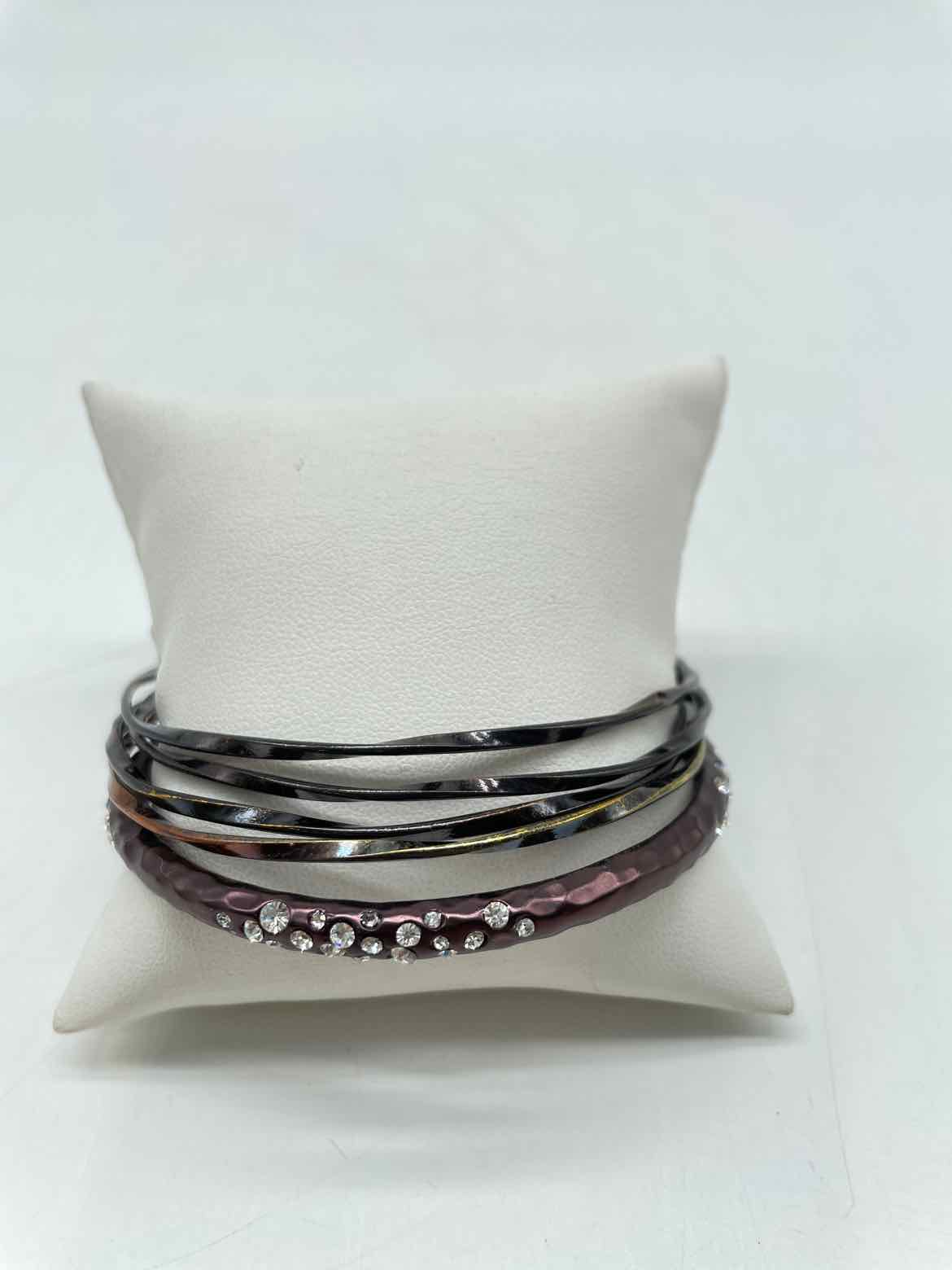 Black Set Bangle