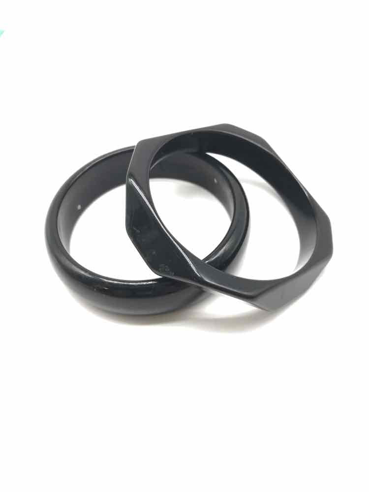 Black Set Bangle