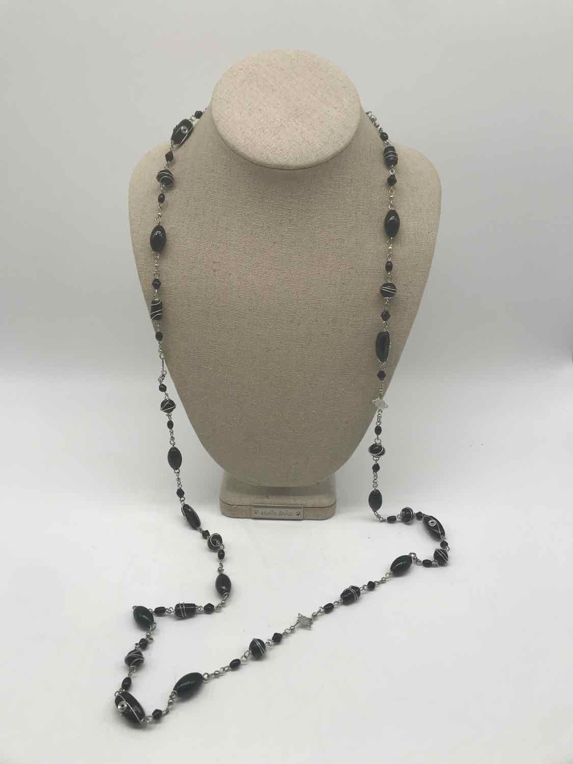 Black Stone Chain Link