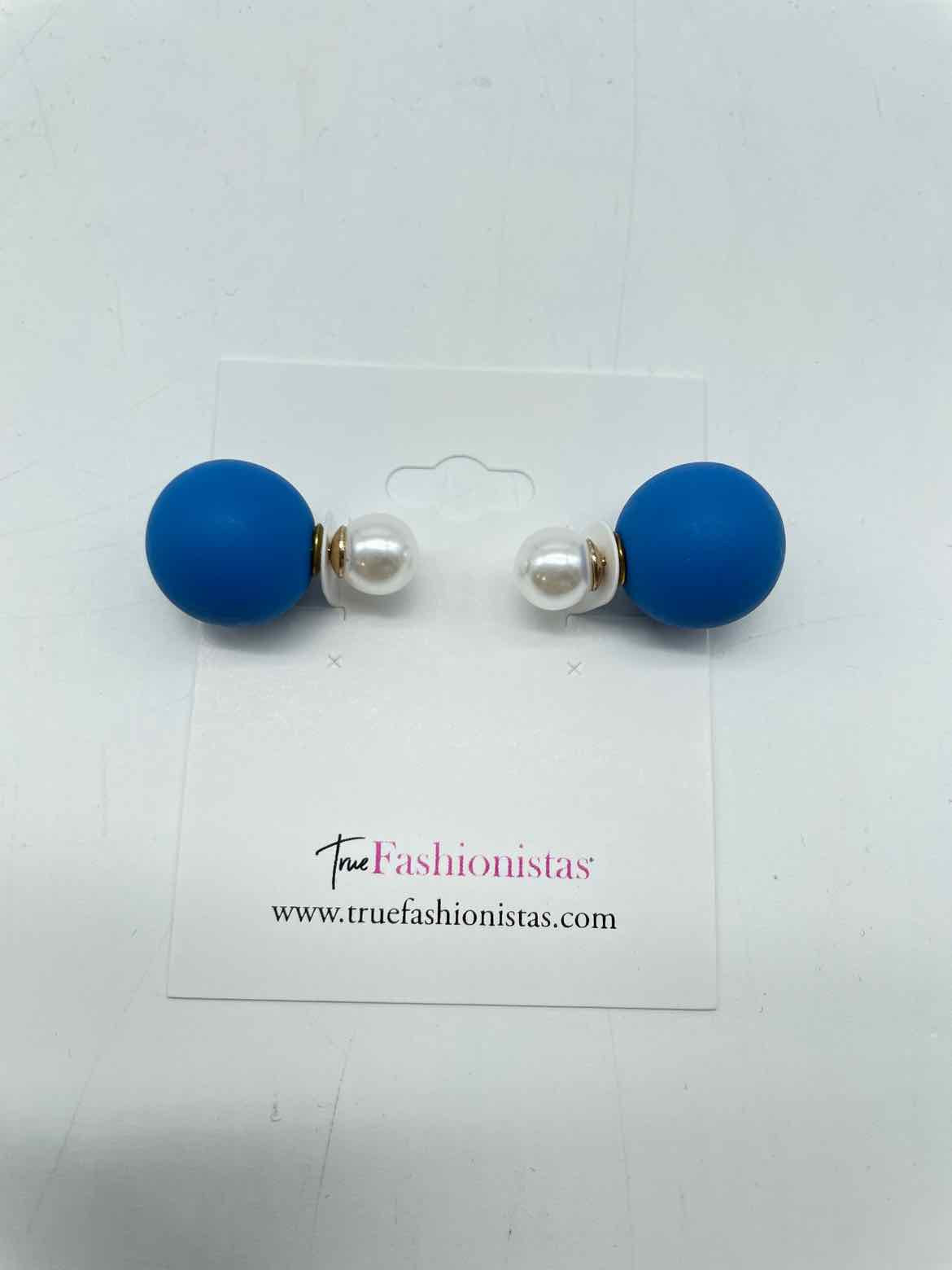 Blue Pearl Stud Earring