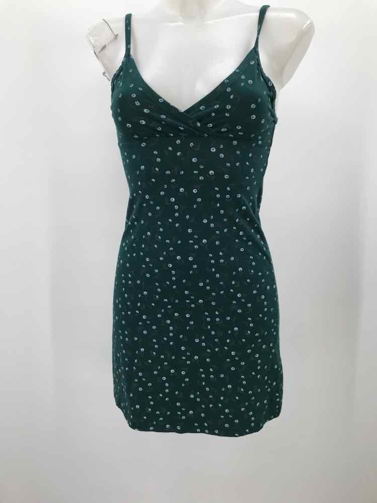 Brandy Melville Green Floral Short Sleeveless Dress