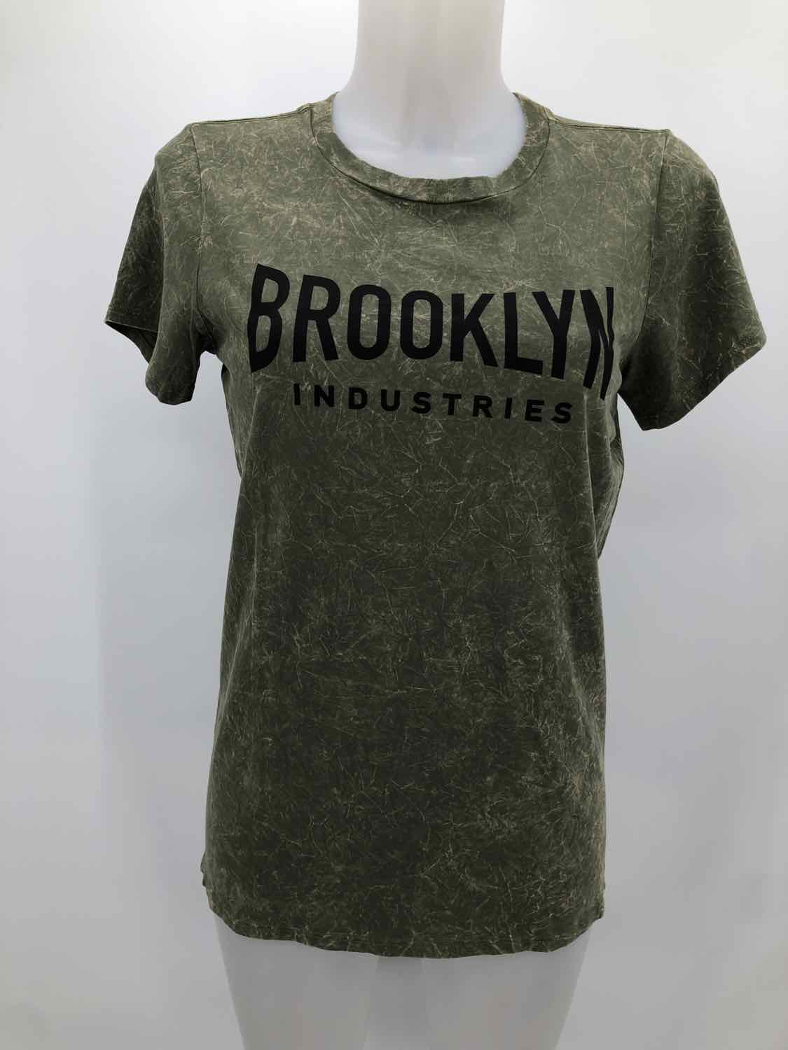 Brooklyn Industry Green Size Medium T-shirt