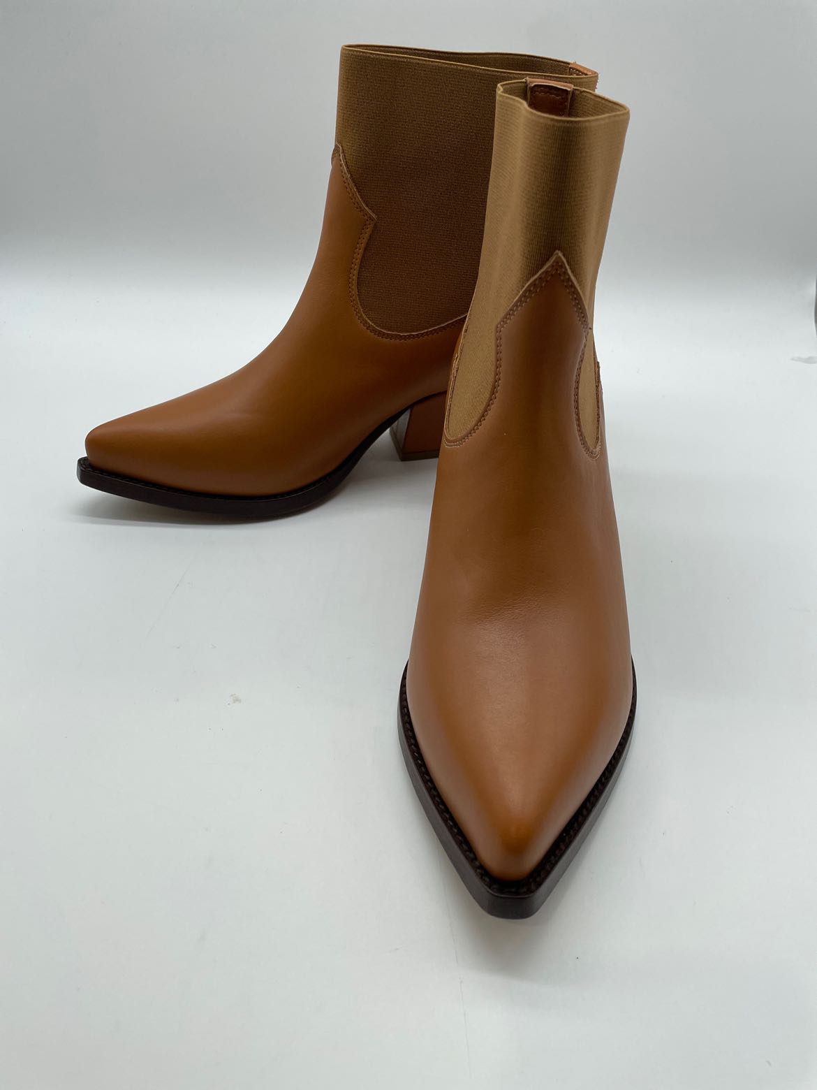 Buttero Brown Size 7 Pointed Toe Ankle Boot