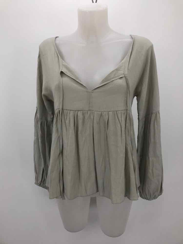 C+D+M Collection Grey Size Small Pleated Long Sleeve Blouse