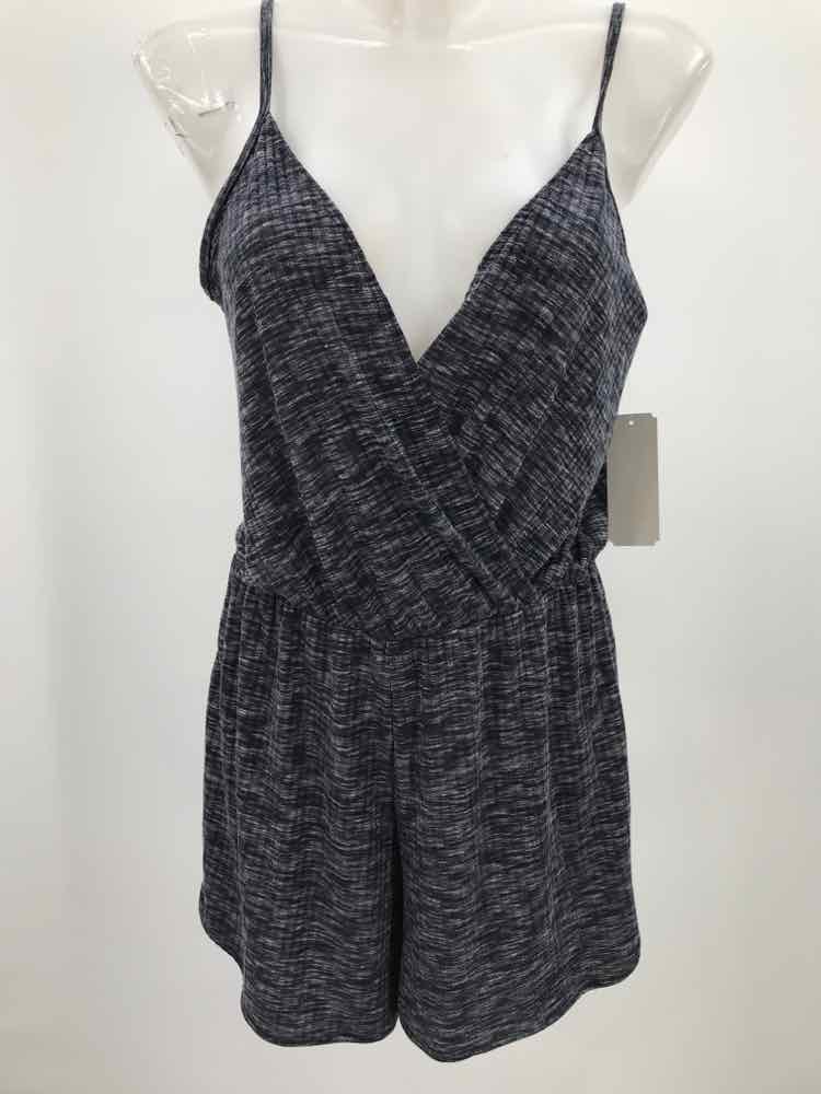 CAD Navy Size Large V Neck Sleeveless Romper