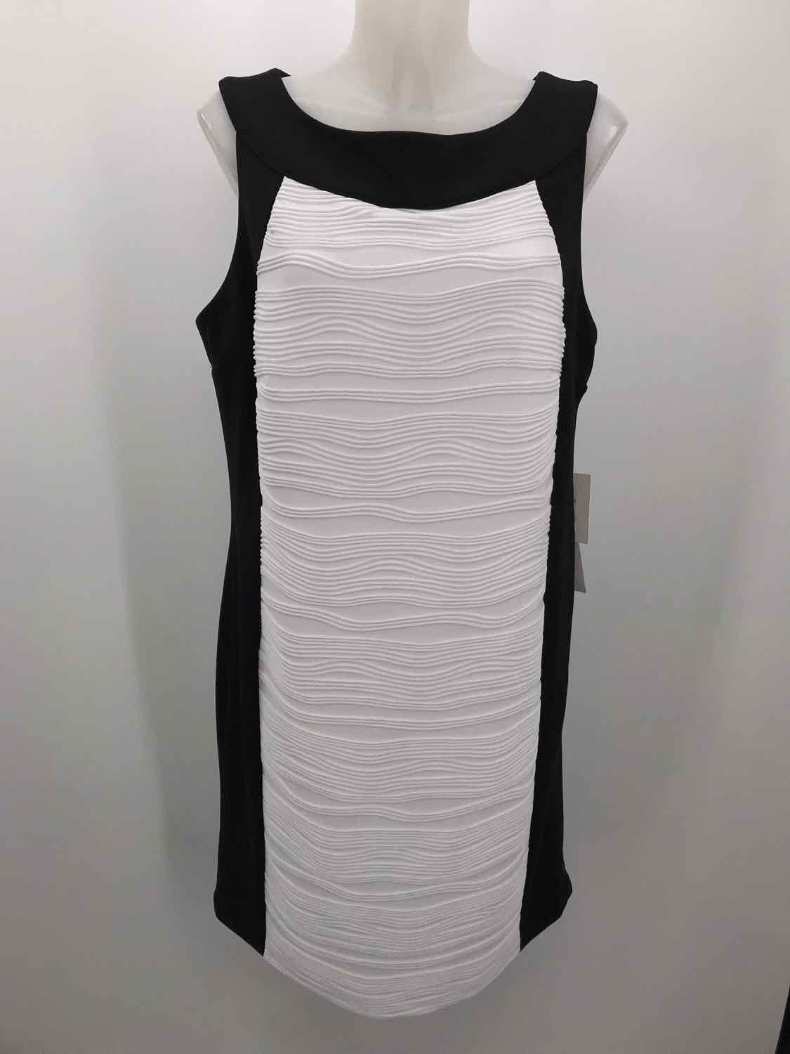 Calvin Klein Black Size 14 Short Sleeveless Dress