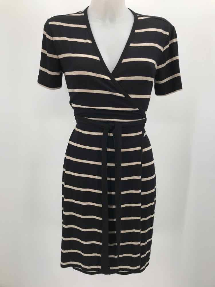 Calvin Klein Black Size 2 Stripe Short Short Sleeve Dress