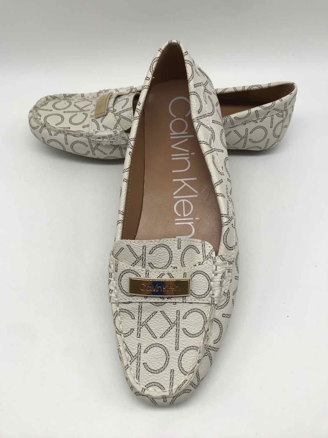 Calvin Klein White Size 7.5 Monogram Loafer Flats