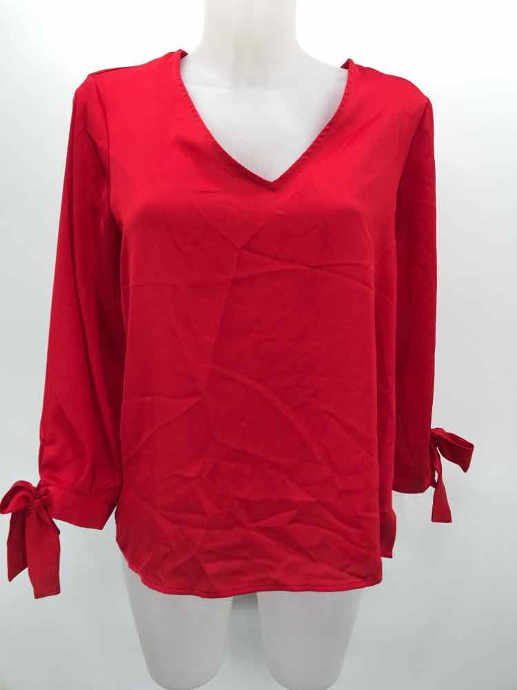 CeCe Red Size Medium Flowy Long Sleeve Blouse