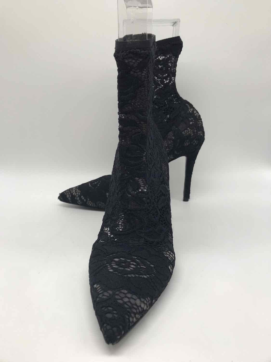 Charles By Charles David Black Size 7.5 Lace Pump Heels