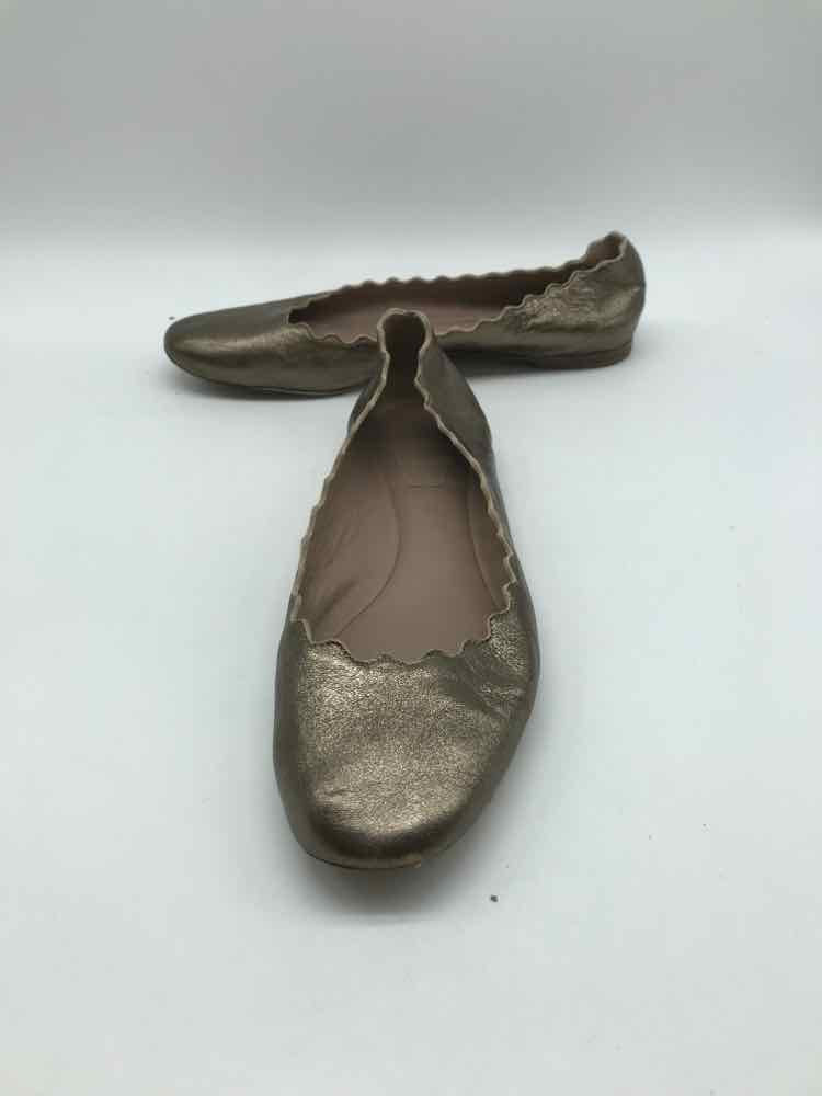 Chloe Gold Size 6.5 Ruffle Ballet Ballet Flat