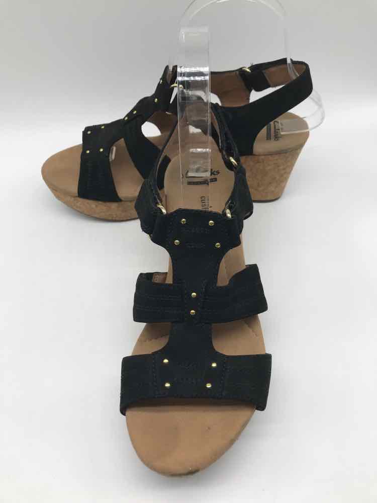 Clarks Black Size 7.5 Strappy Sandals