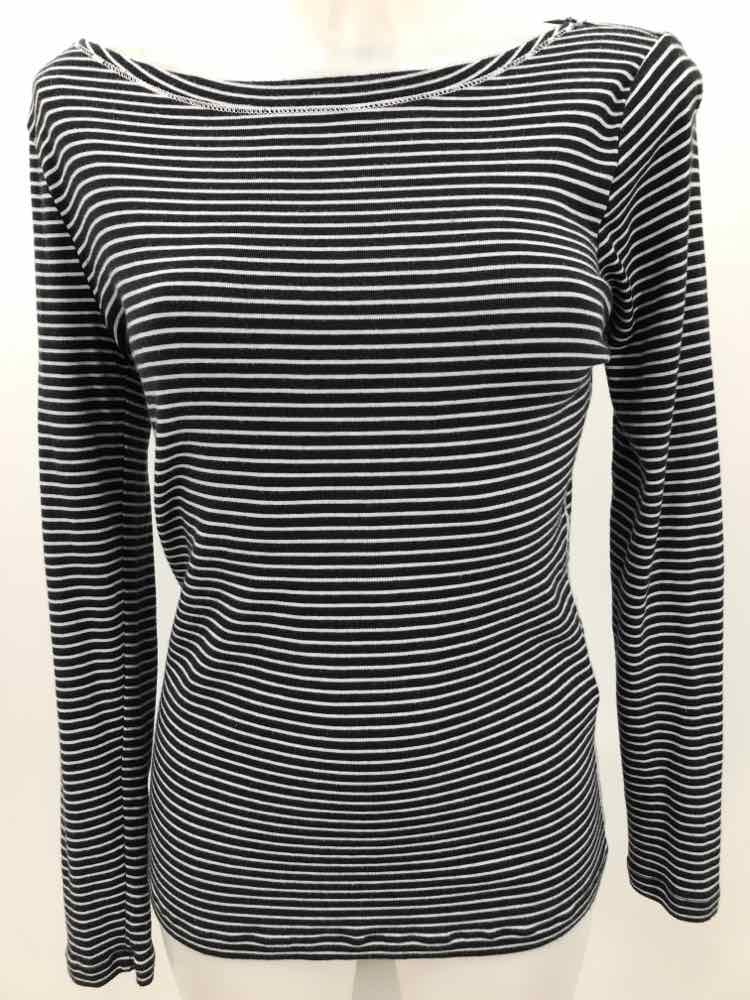 Closed Navy Size Small Stripe T-shirt