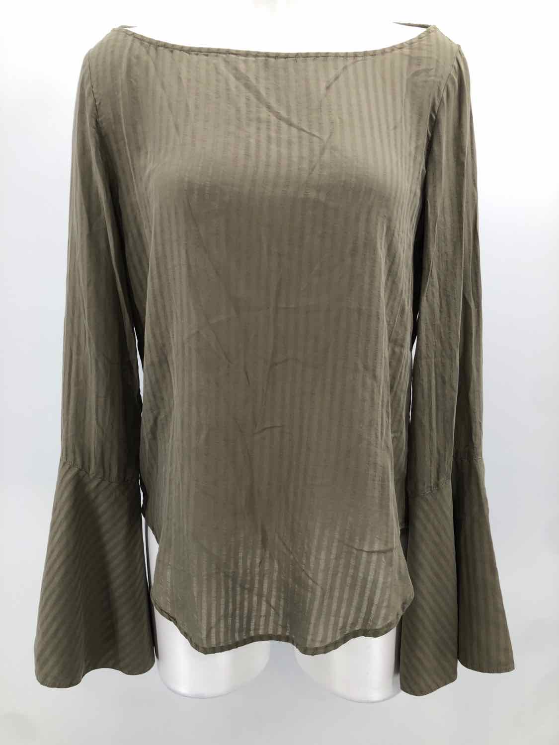 Cloth & Stone Green Size Small Bell Sleeve Blouse