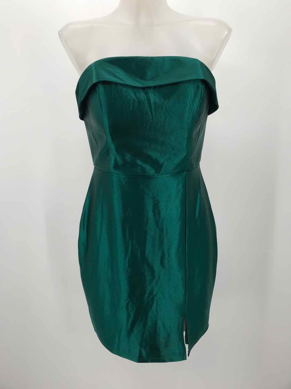 Crystal Doll Green Size 9 Short Strapless Dress