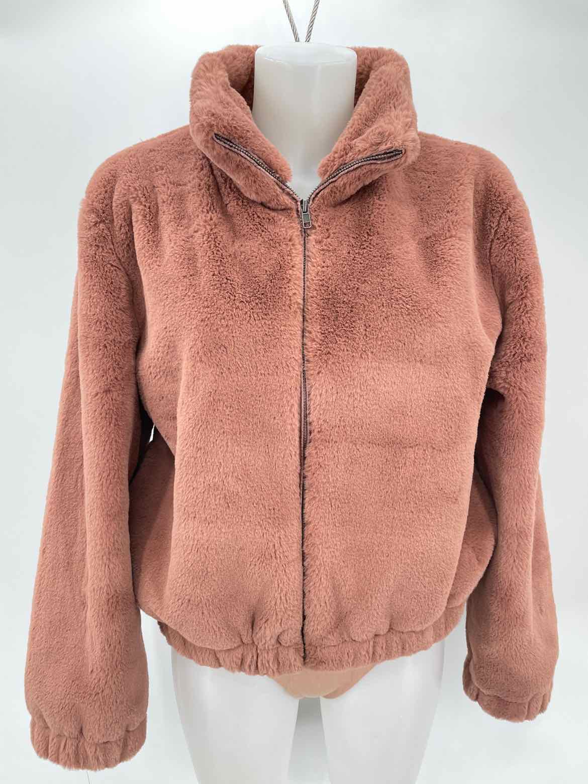 Cupcakes & Cashmere Pink Size Medium Fuzzy Zip Up Jacket