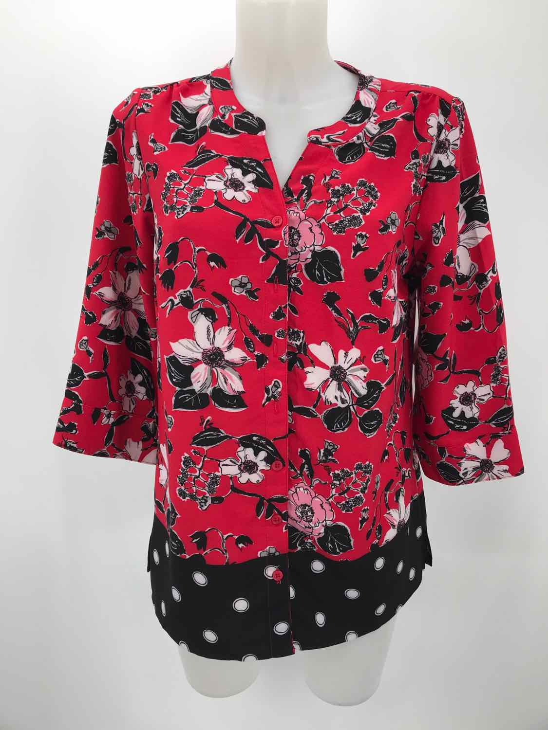 d & co. Red Size XS Floral Button Down Long Sleeve Blouse