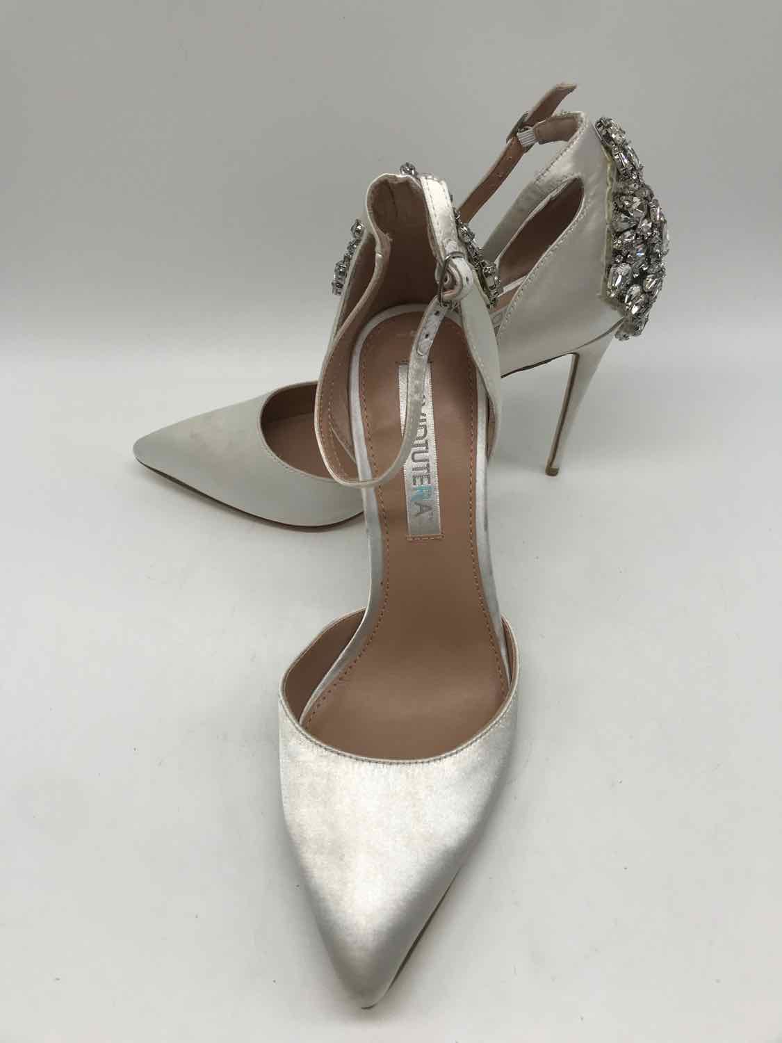 David Tutera Ivory Size 6.5 Gem D'orsay Heels