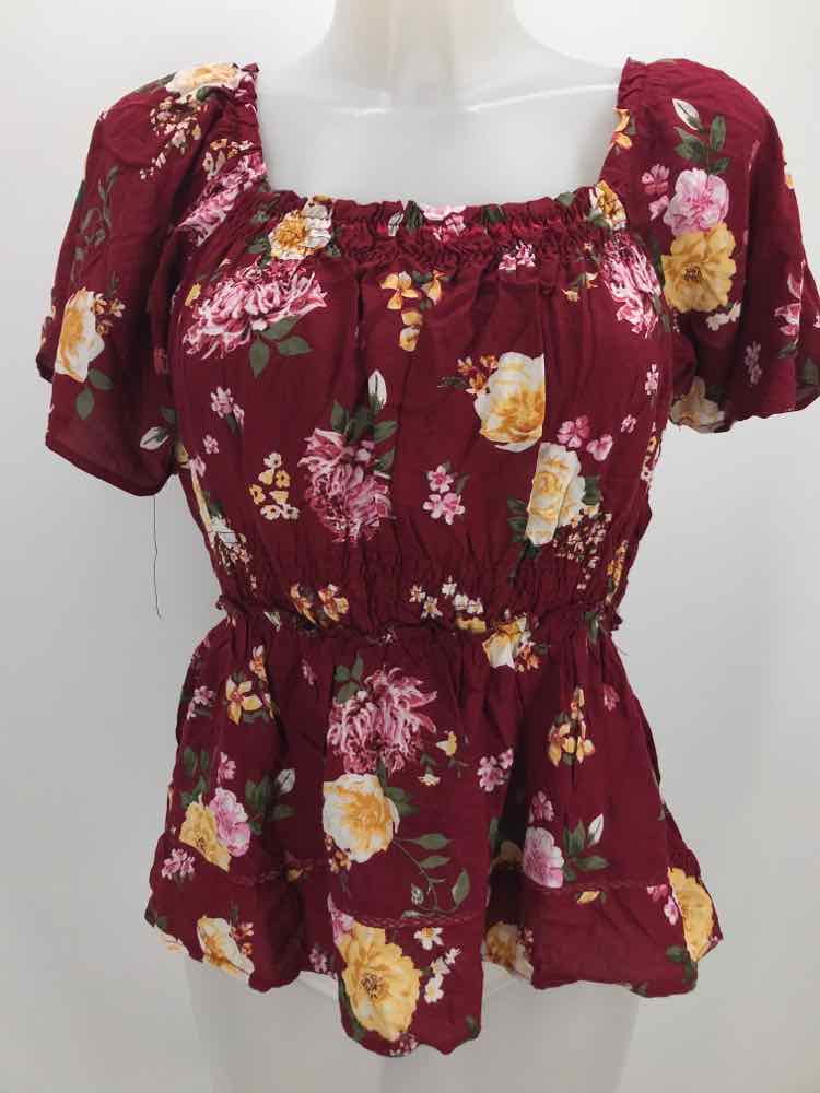 Derek Heart Red Size Small Floral Open Shoulder Blouse