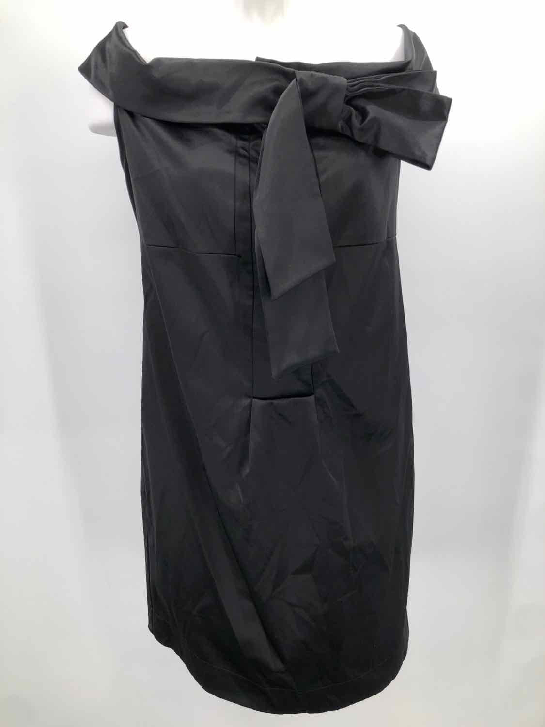 Diane Von Furstenberg Black Size 10 Off Shoulder Short Cocktail Dress