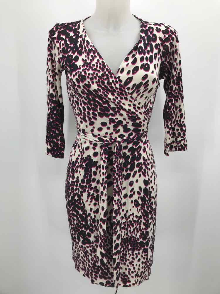 Diane Von Furstenberg Purple Size 2 Silk Printed Long Sleeve Wrap Dress