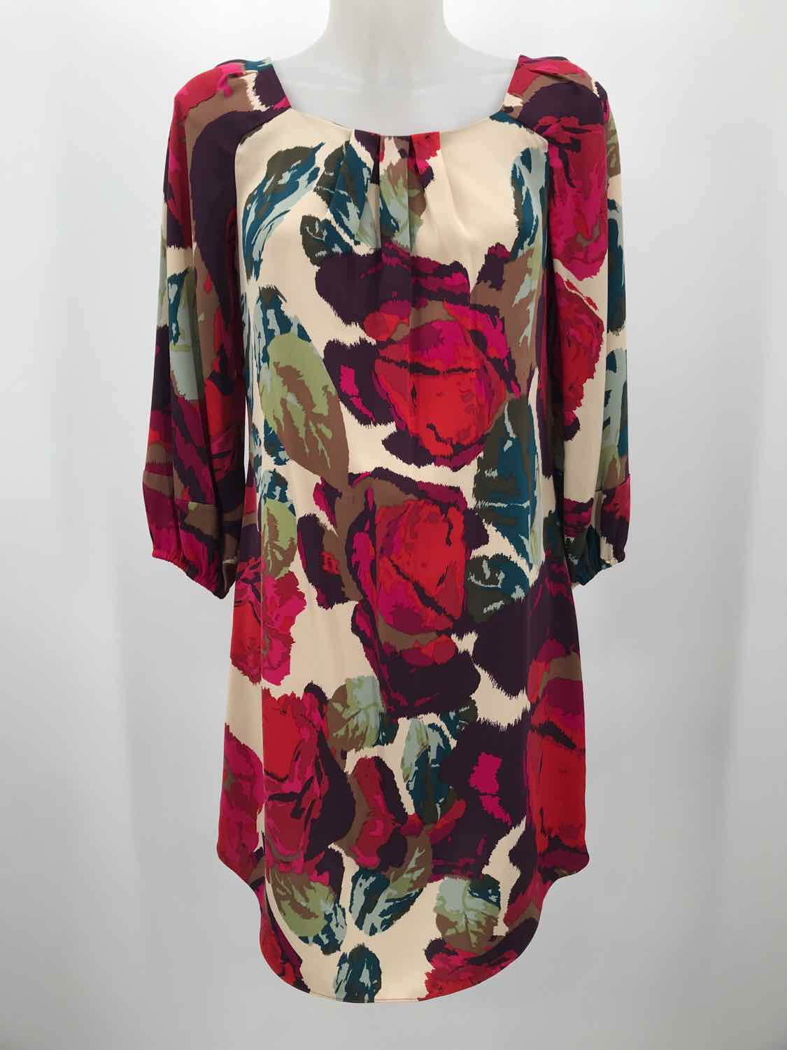 Diane Von Furstenberg Red Size 0 Printed Knee Length Long Sleeve Dress