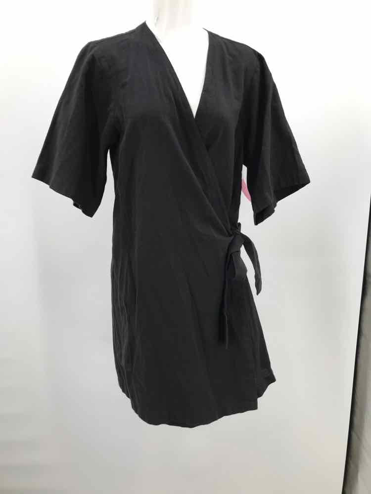 Eileen Fisher Black Size Medium Short Sleeve Knee Length Wrap Dress