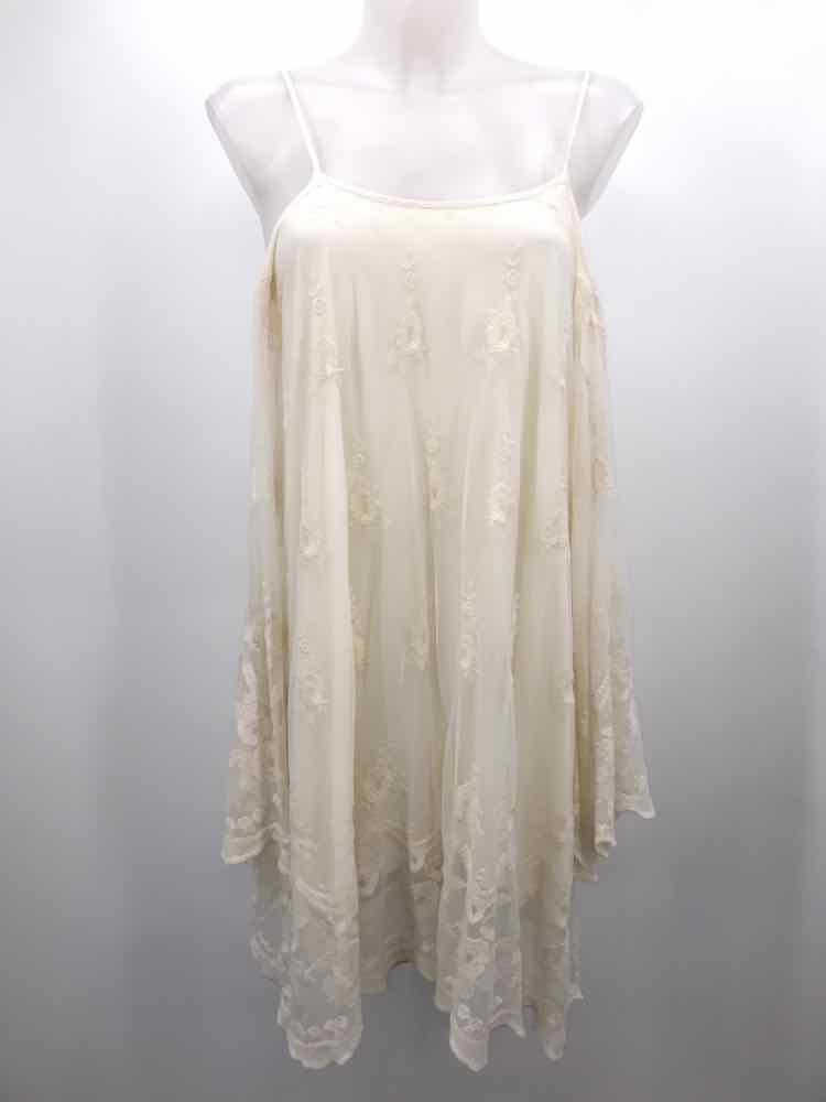 Elan Ivory Size Medium Lace Knee Length Open Shoulder Dress