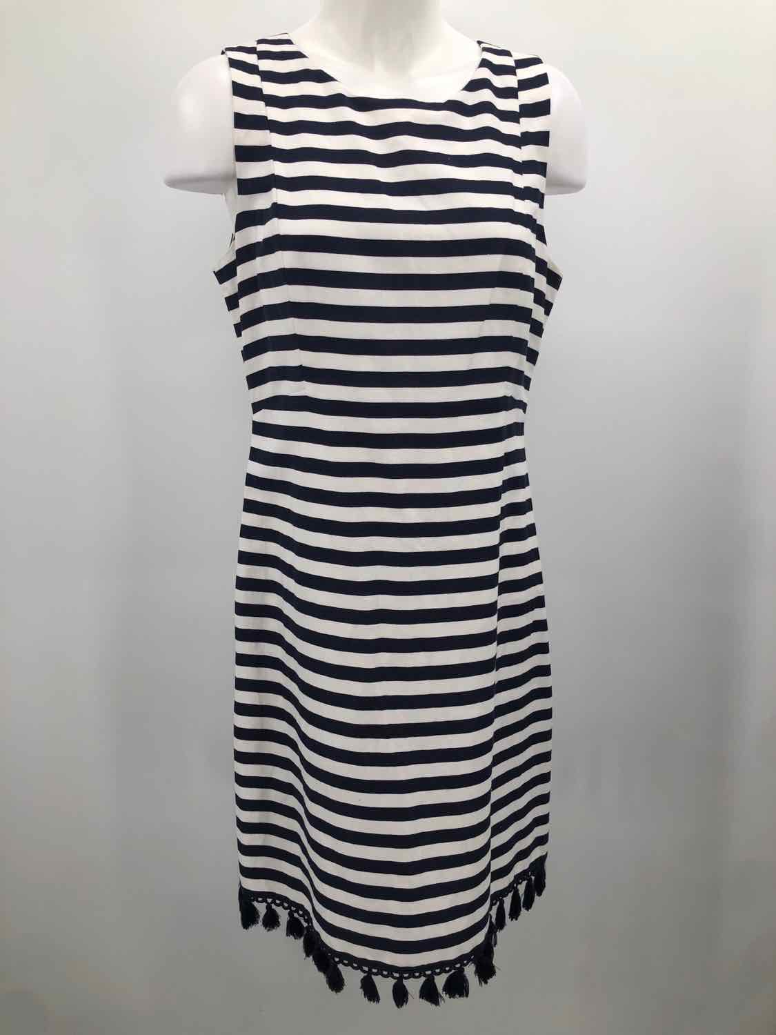 Eliza J White Size 8 Stripe Knee Length Sleeveless Dress