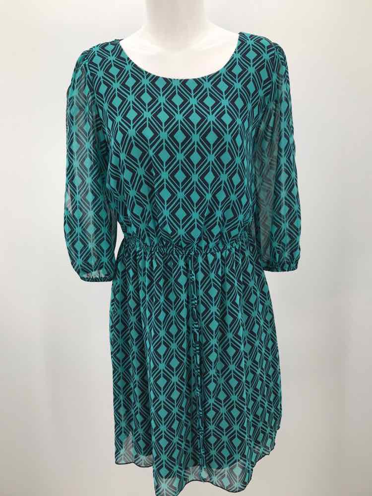 Enfocus Studio Green Size 10 Geo Design Knee Length Long Sleeve Dress