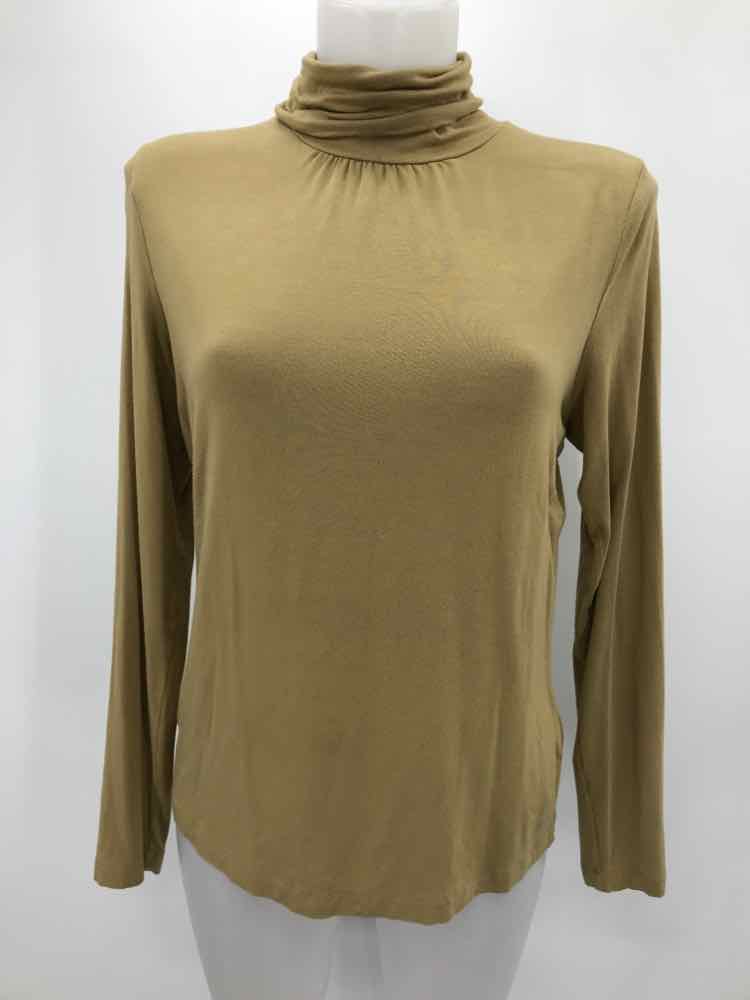 Escada Sport Green Size Medium Long Sleeve Turtleneck