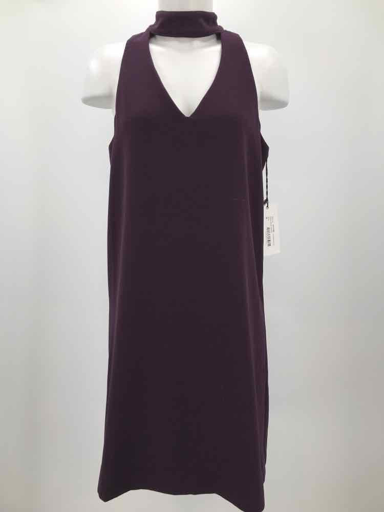 Fifteen Twenty Purple Size Medium Keyhole Knee Length Sleeveless Dress