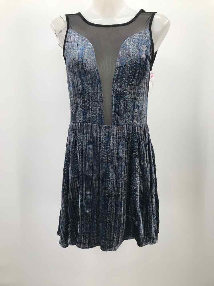 For Love & Lemons Navy Size Small Printed Plunge Short Sleeveless Dress