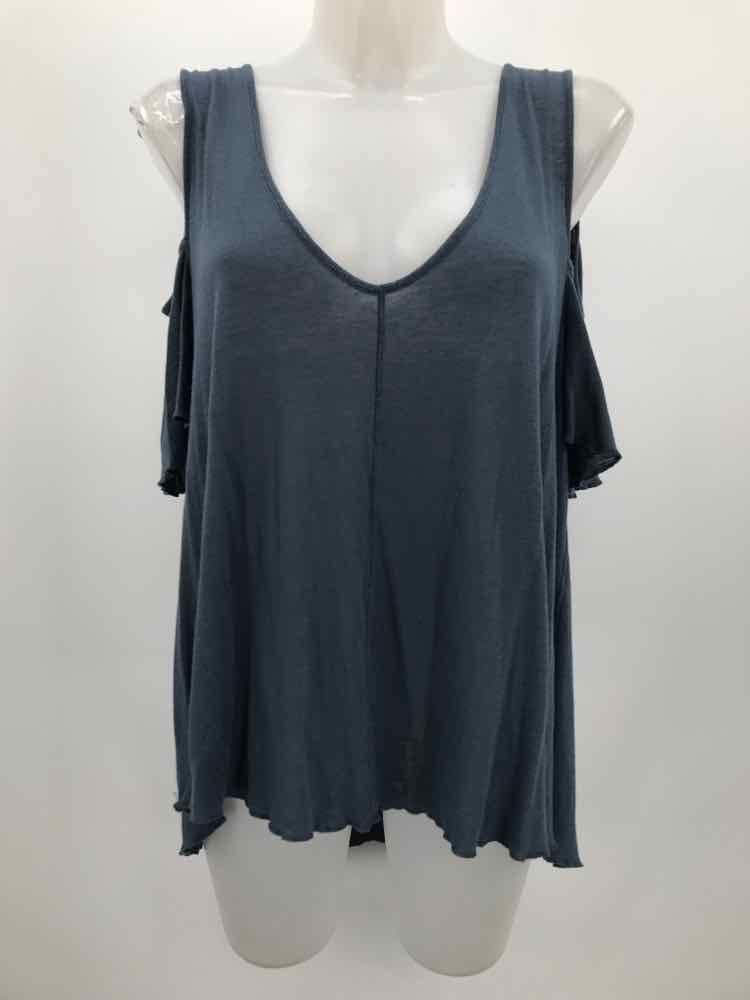 Free People Blue Size Medium Open Shoulder T-shirt