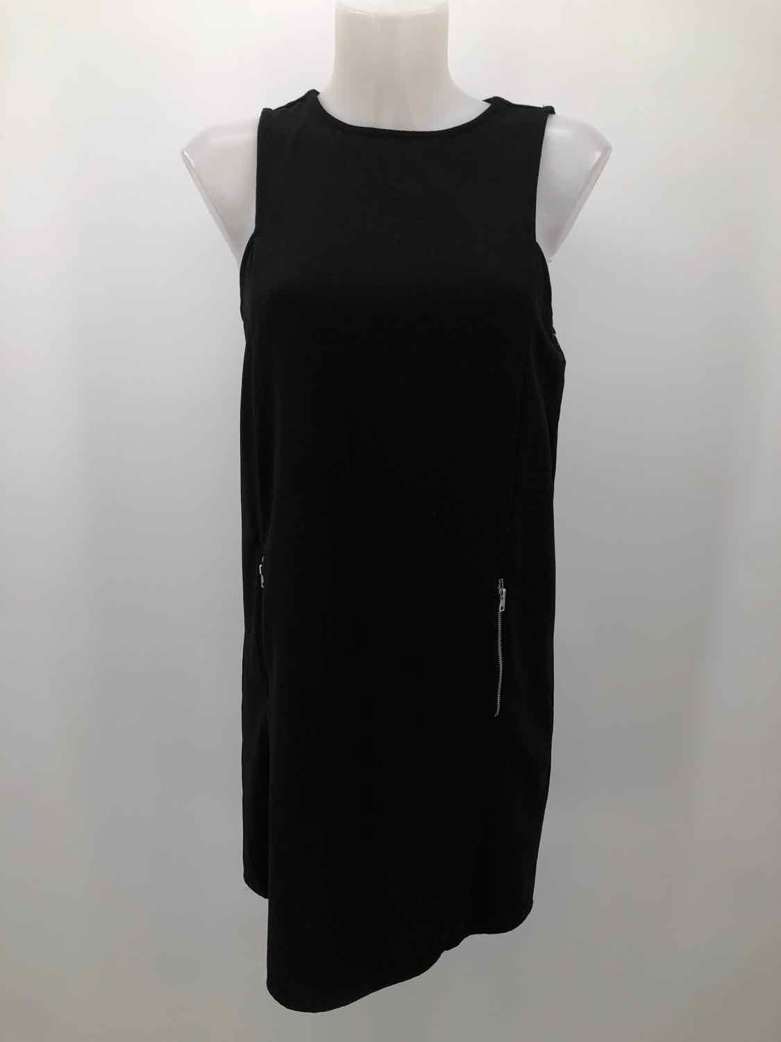 One Clothing Black Size Medium Knee Length Sleeveless Dress