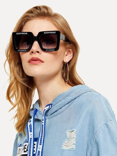 Classic oversize square Stunner letter sunglasses