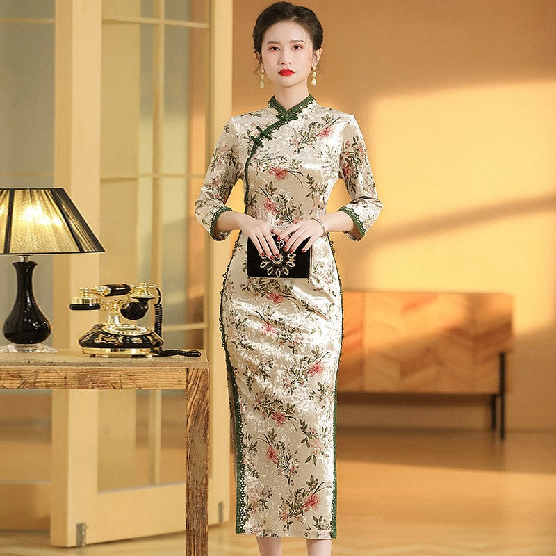 3/4 Sleeve Lily Pattern Velvet Retro Cheongsam Chinese Dress with Lace Edge