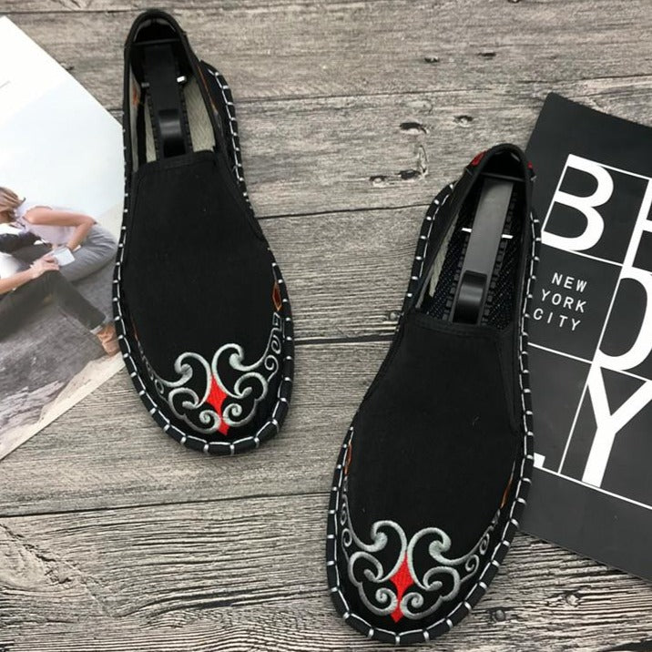 Auspicious Embroidery Traditional Chinese Causal Shoes Loafers