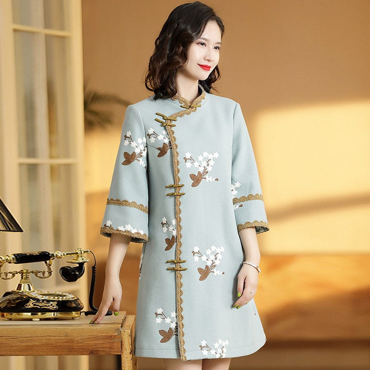 Butterfly & Floral Pattern Wool Cheongsam Chinese Dress with Lace Edge