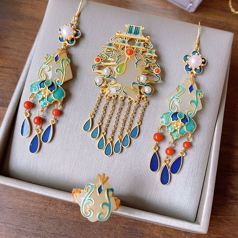 Cloisonne with Tassels Pendant Gilding Necklace