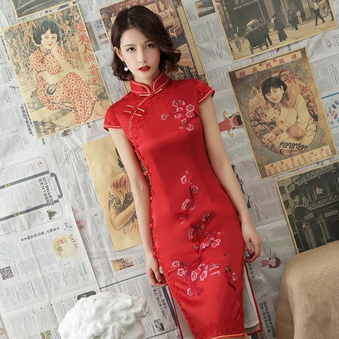 Floral Emboridery Lace Edge Modern Cheongsam Chinese Dress