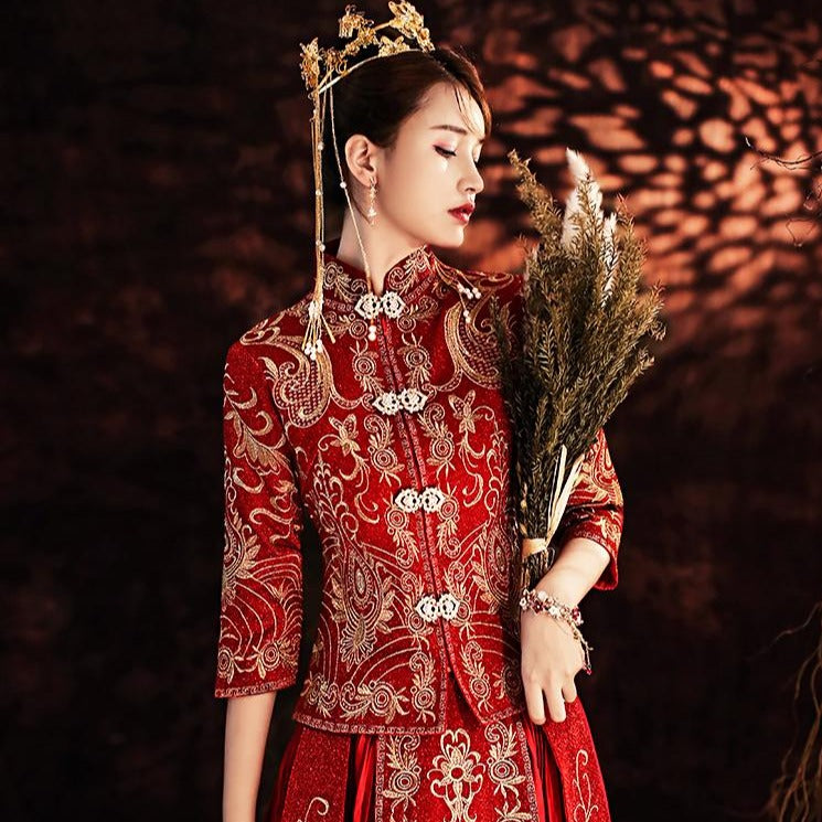 Floral Embroidery Pleated Skirt Traditional Chinese Wedding Suit