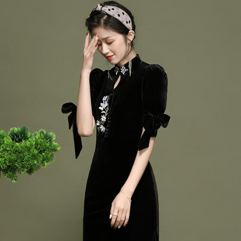 Floral Embroidery Velvet Cheongsam Chinese Style Pencil Dress