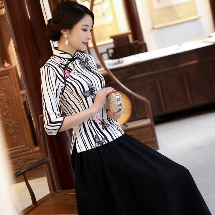 Half Sleeve Floral Spandex Cheongsam Top Elegant Chinese Blouse