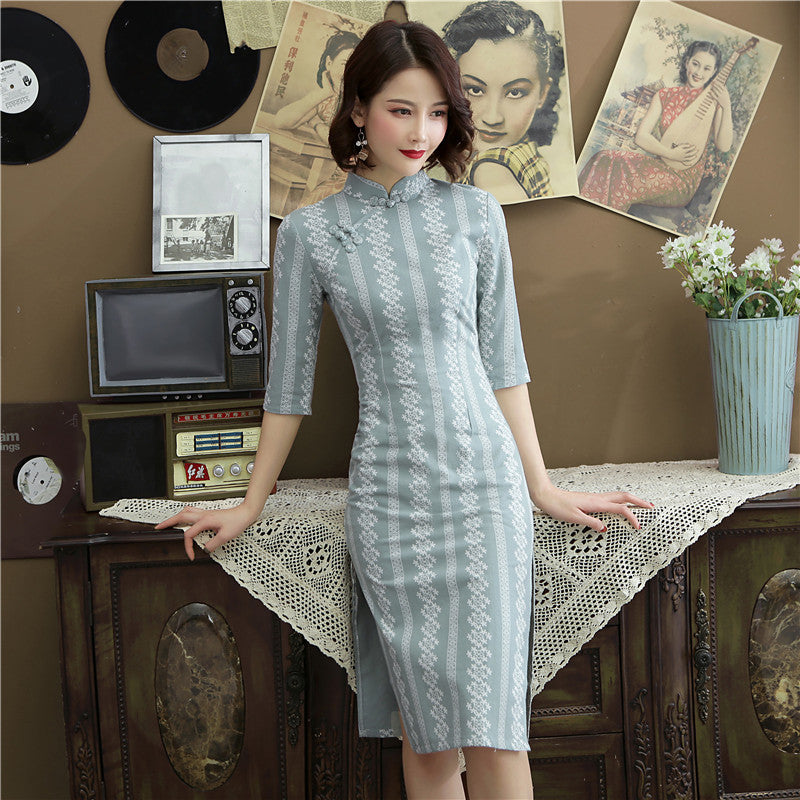 Half Sleeve Knee Length Retro Cheongsam Chinese Dress