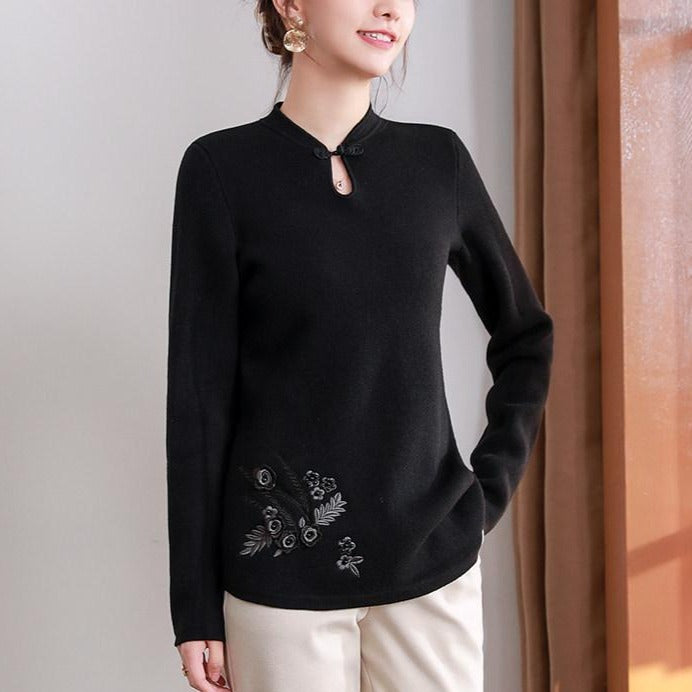 Key Hole Neck Floral Embroidery Cheongsam Top Chinese Style Knit Shirt