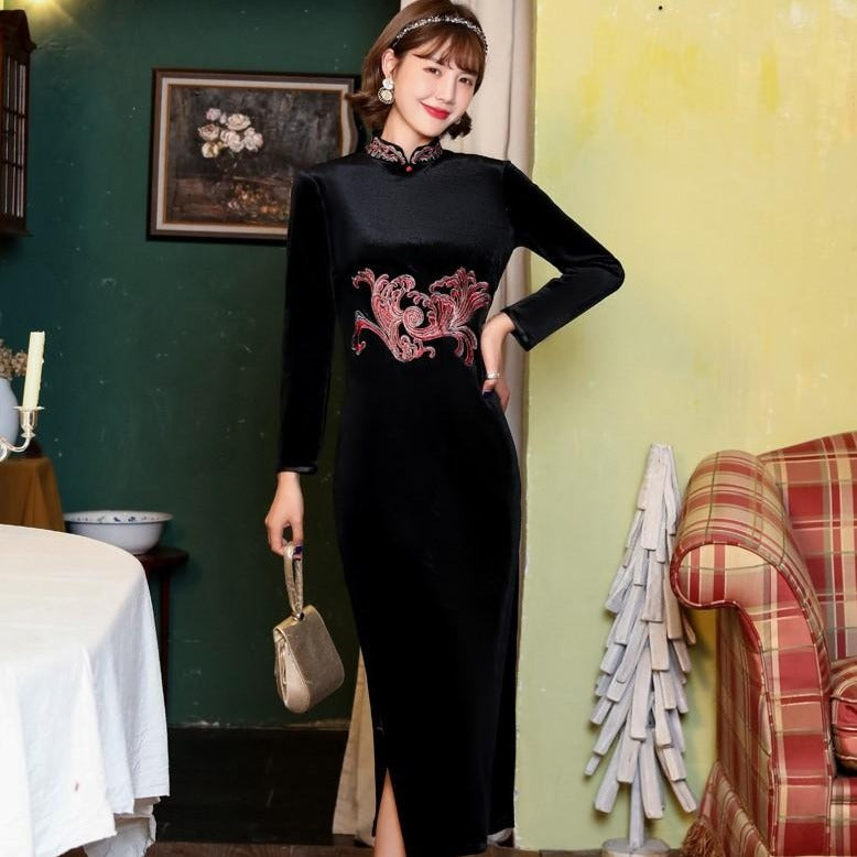 Long Sleeve Foral Embroidery Thick Traditional Velvet Cheongsam Chinese Dress